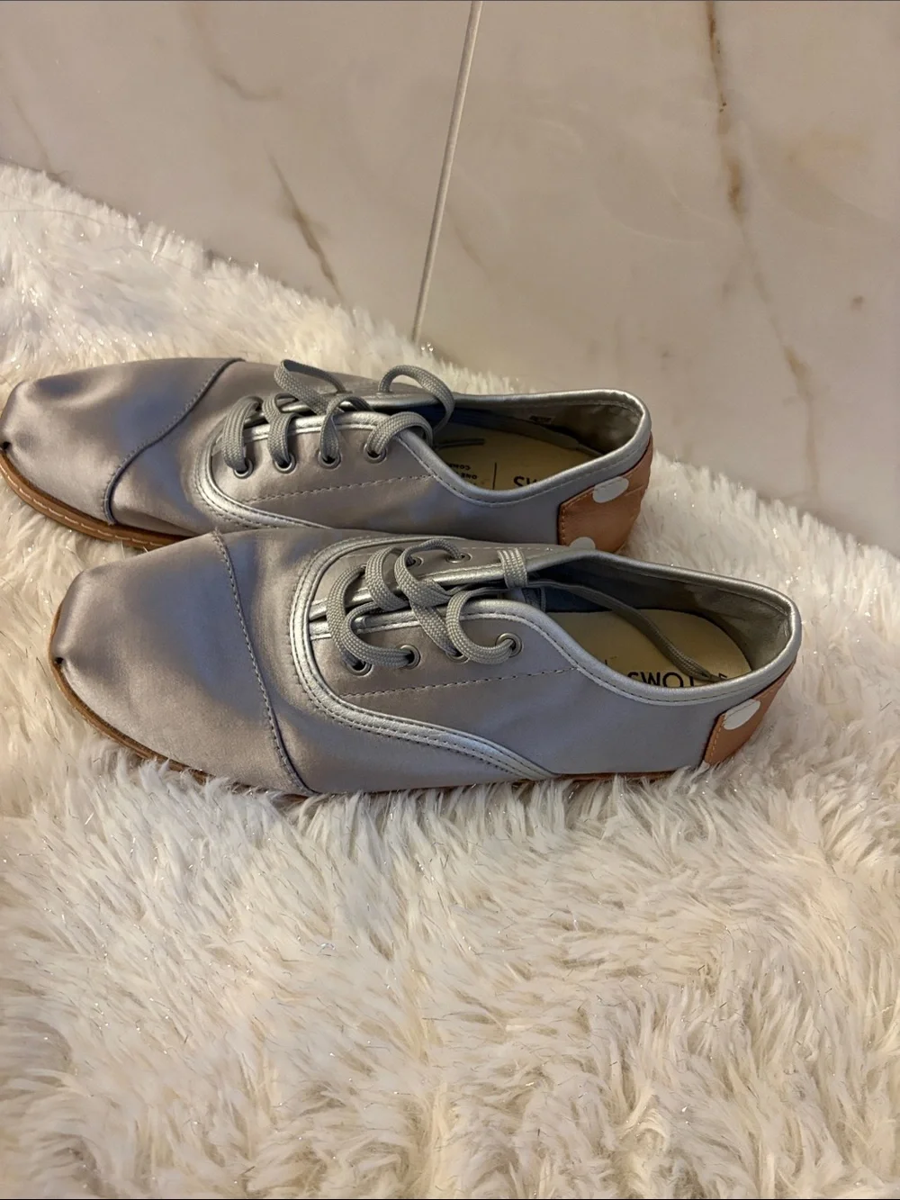 Toms Silver and Tan Women's Casual Lace-Up Flats